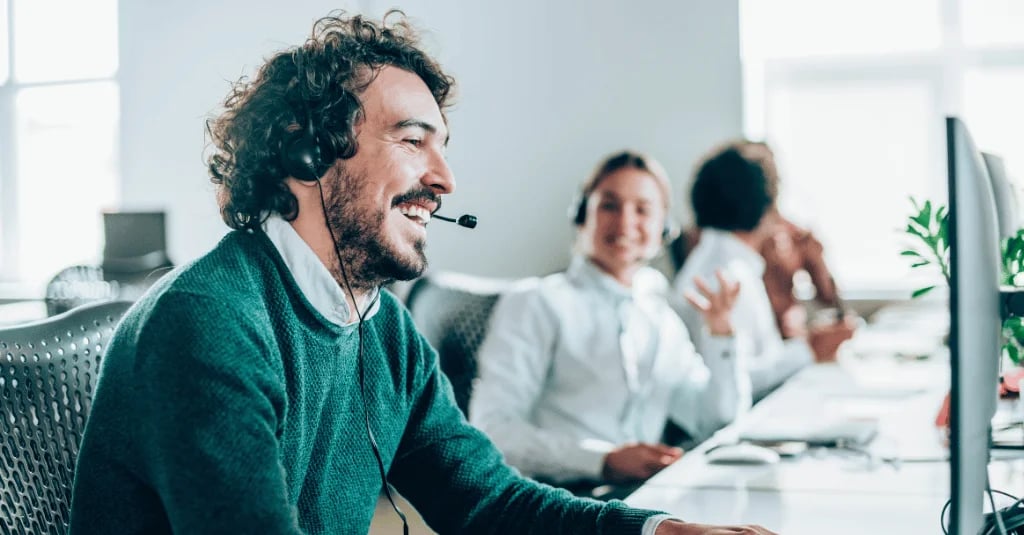 Téléphonie IA entrante et sortante : la solution complète pour l'automatisation intelligente des appels